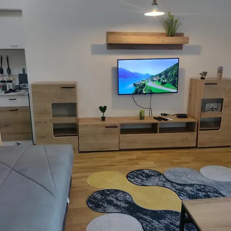 Inoyouth * Скоп'є